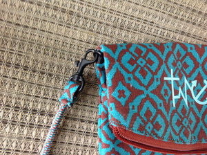KAVU Slingaling Desert Mosaic Crossbody Bag Christian Faith Hope Love Symbol Cross Anchor Heart